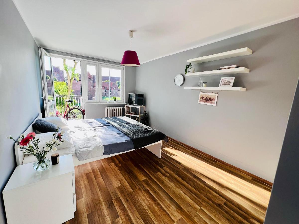 Castle View Apartment Malbork Bagian luar foto